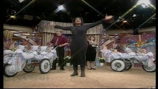 From 1997: KCCI's Mollie Cooney follows McCaughey family to 'Oprah' for septuplets' first birthday