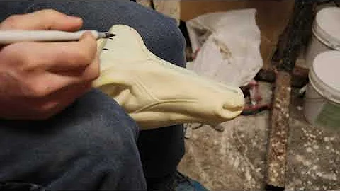 HOW TO: Whitetail Taxidermy Narrow Head Form