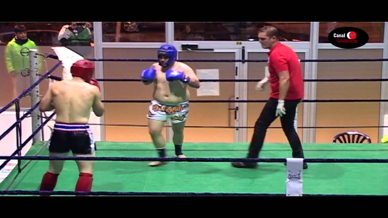 2 COMBATE DE KICK BOXING