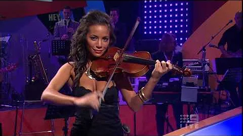 Sally Cooper performs a violin medley.