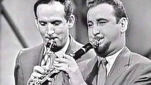 Dixieland courtesy of Pete Fountain.