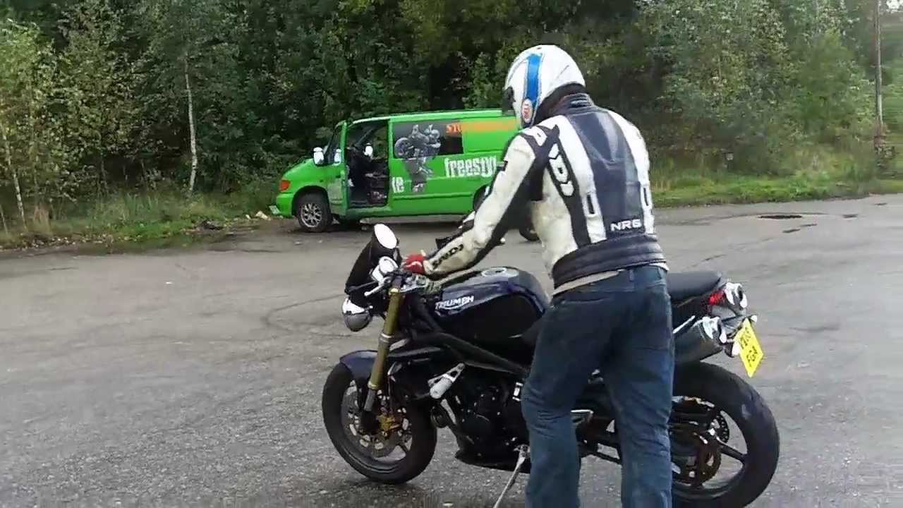 Parduodamas Motociklas Triumph Street Triple 2008 metų - motociklo  įvertinimas - YouTube