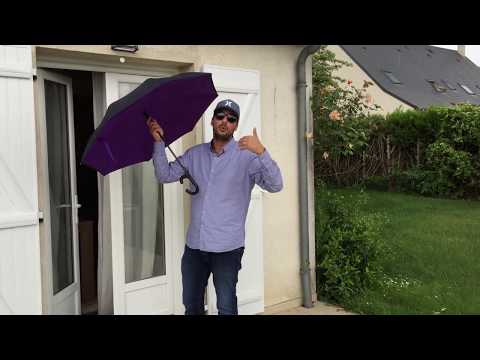 Vidéo: Qu'est-ce qu'un parapluie à inclinaison automatique ?