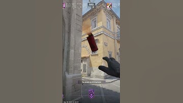 UNEXPECTED SHOTS THRU SMOKE 🫣 #shorts #cs2 #italy