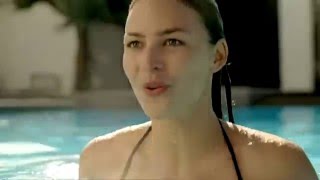 Listerine - The Blast That Lasts Featuring Tabrett Bethell