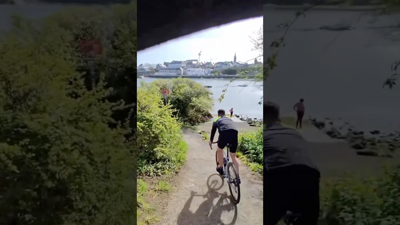 POV Ray-Ban Meta sur la voie verte Quimper - Douarnenez à vélo électrique