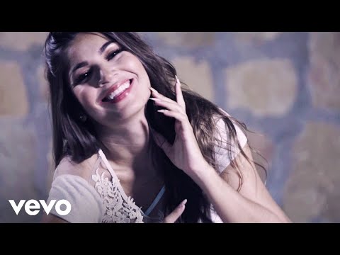 Chiquilla Bonita (Video Oficial 2021) - Grupo Ferrer