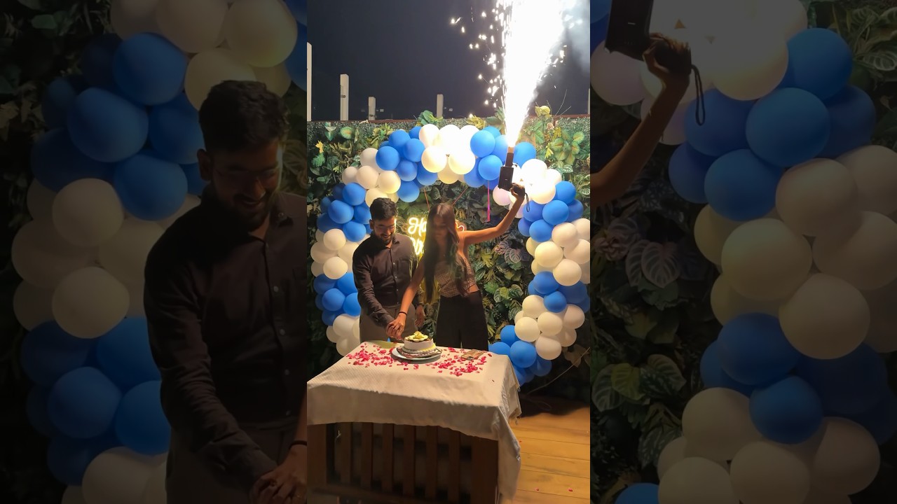 Free Premium decoration Wo bi raipur k rooftop cafe me      