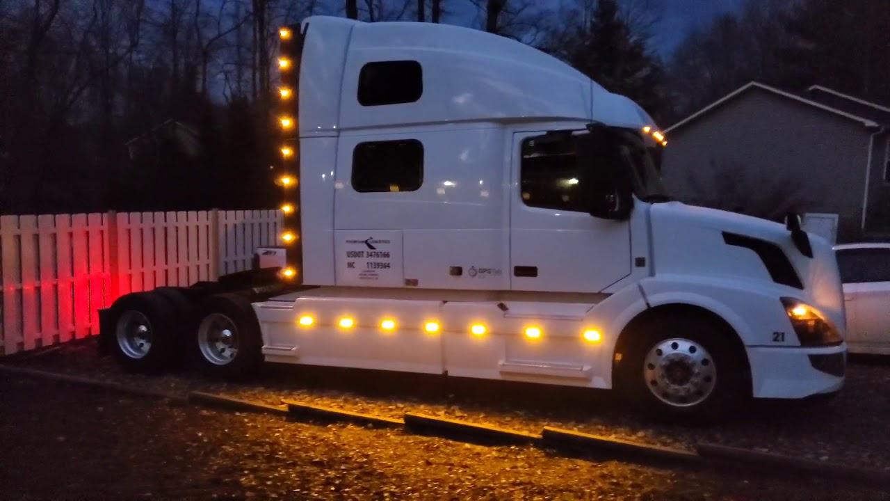 780 volvo vnl custom side marker amber lights YouTube