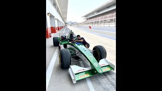 Cockpit views - F1 Racecar driven by Aaron Benson in Dubai at the Autodrome