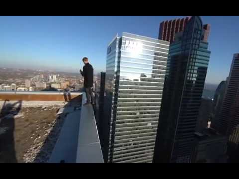 Yükseklik Korkusu Olan İnsanlara Üç Buçuk Attıran Gençten Adrenalin Dolu Video!