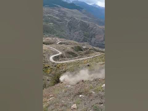 Трактор может - YouTube