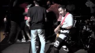 UNDER18 - Loyalitas (Live Hardfest 2015 Bandung)