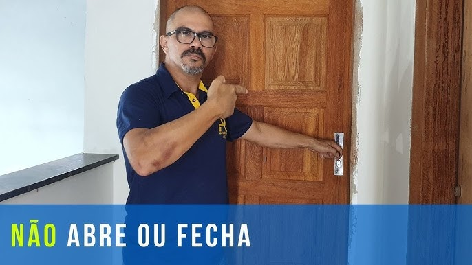 ❗Reparos❗ Porta emperrando no chão e na lateral no marco! 👨🏻‍🔧🧰🛠️ 📲  Faça já sei orçamento pelo nosso WhatsApp 👉🏻…