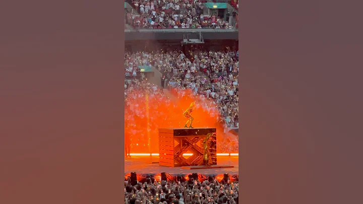 Taylor Swift Don’t blame me at the eras tour #shorts #taylorswift #erastour #youtube #ytshorts #yt