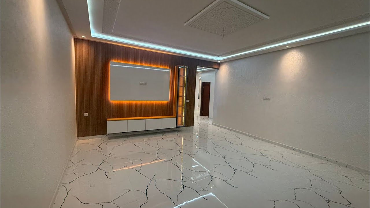 طبق فيلا رووووعة 132 مليون فقط حي البستان 0667377606