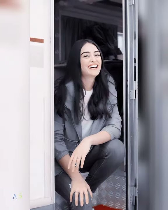 Esra Bilgic My Queen🥰Wakhra Attitude Status Video