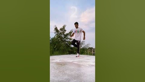 Learn viral shuffle Routine #Astronomia #shorts | shuffle tutorial | kunal more | #shuffledance/sort