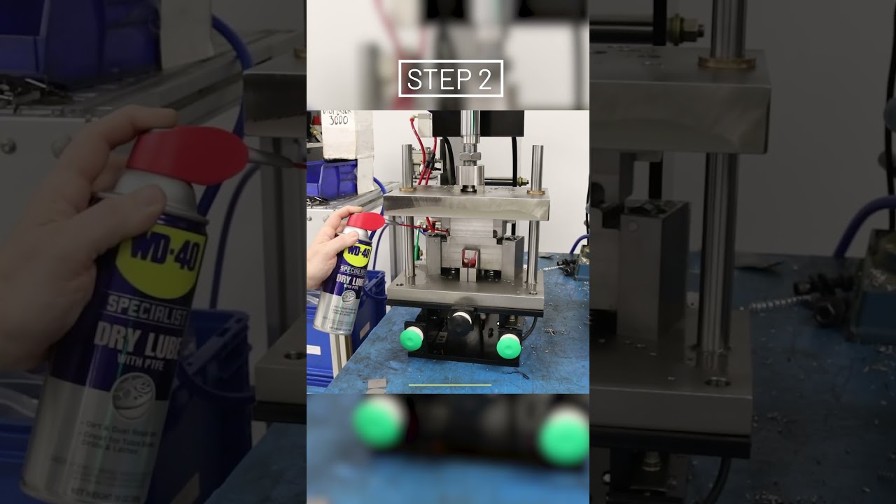 Find Out How Experts Use WD-40 Specialist® Dry Lube 🧰🧑‍🔧