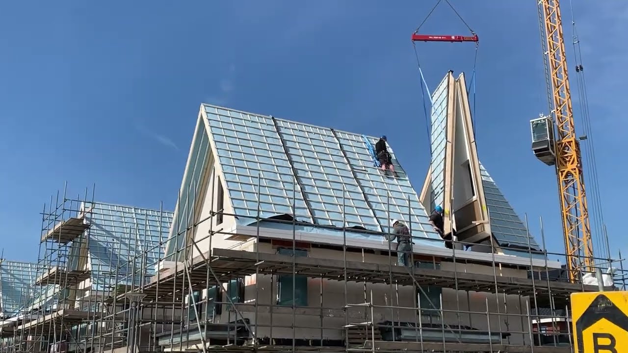 Vogelzang Dakelementen plaatst 22 woningen De Bongerd te Borne