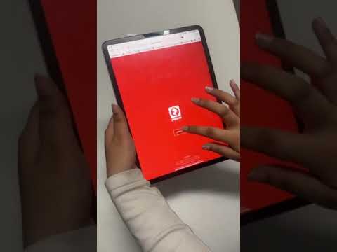 فيديو تطبيق كتيب الواقع المعزز على مجموعة طالبات