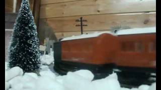 Video thumbnail of "Thomas's Christmas Songs: Turn Down The Lights"