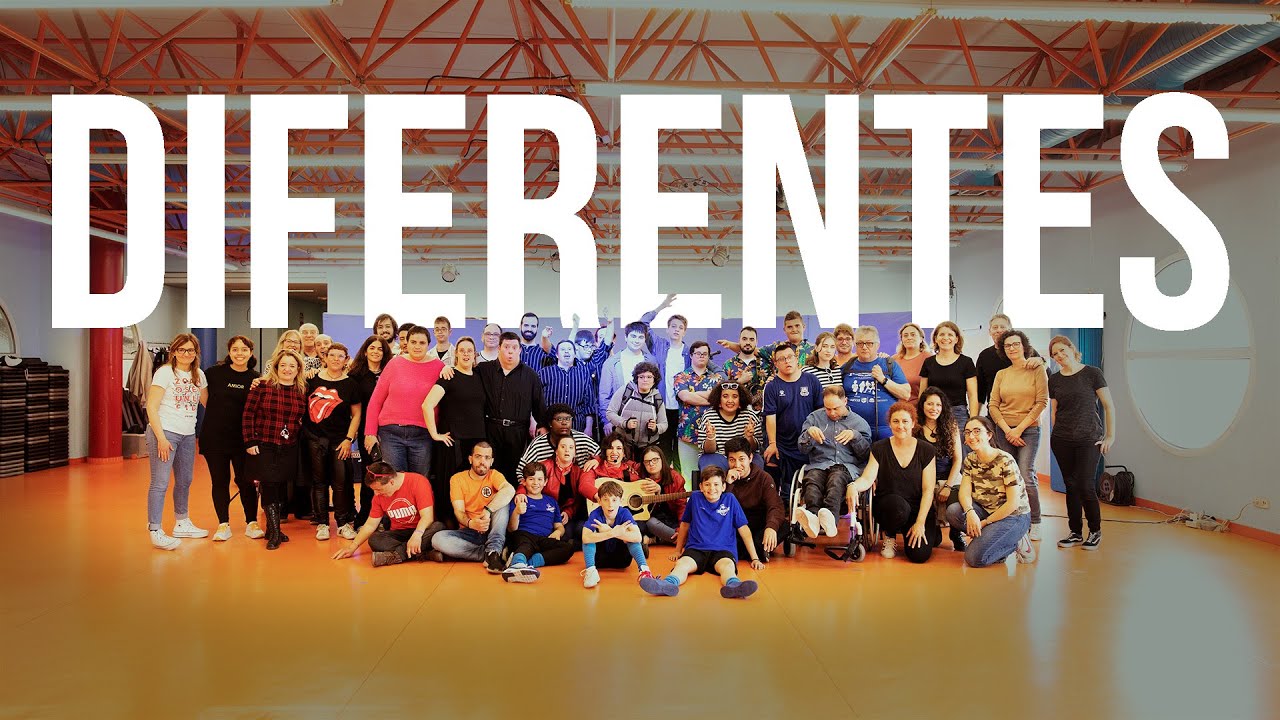 DIFERENTES SOMOS TODOS / CLUB AMIGOS / LUNA DE MARTE / VIDEO OFICIAL