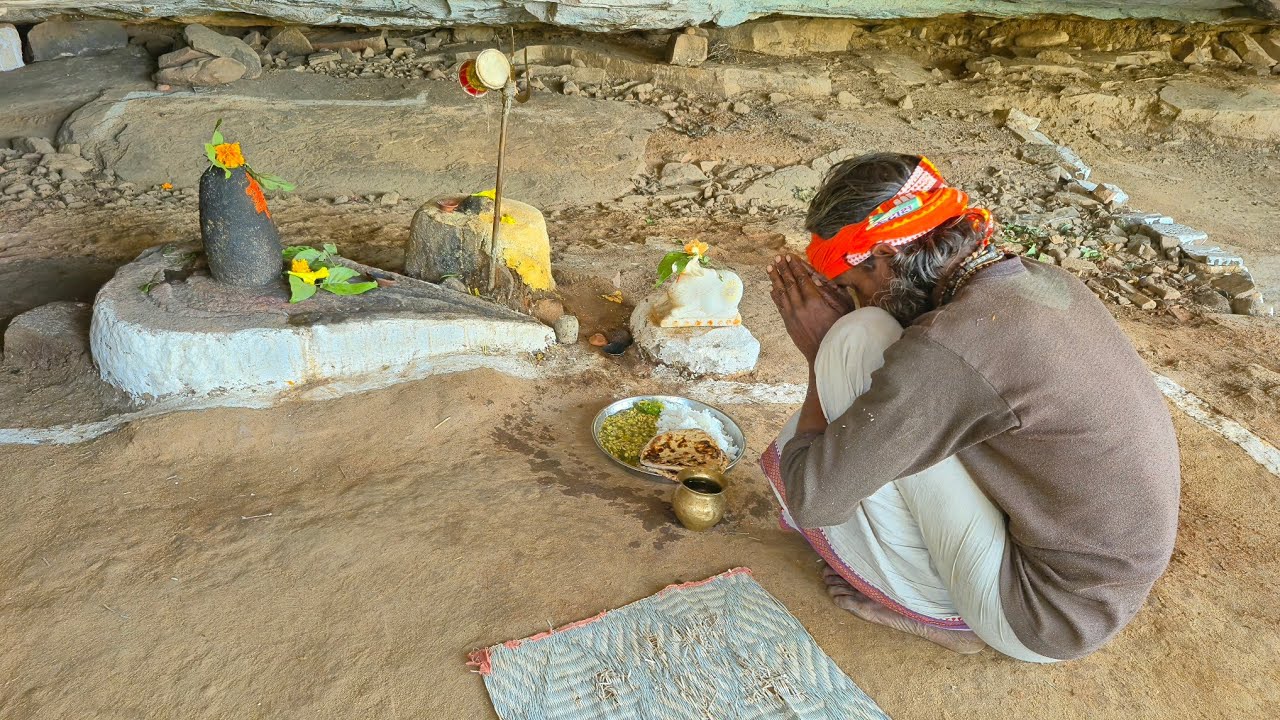 संत महाराज ने दिखाया रहस्यमयी चमत्कार | त्यागी महाराज की रहस्यमयी कहानी