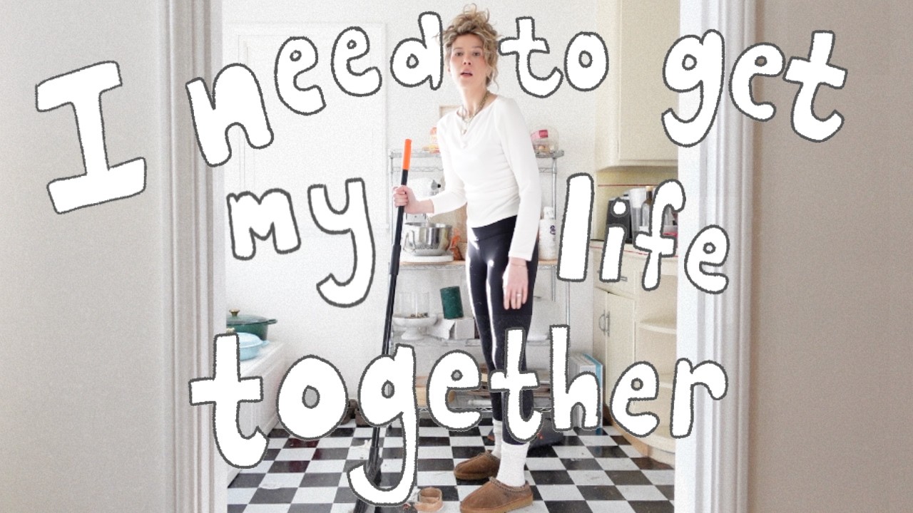 I'm getting my life together (and this time I mean it) | clean with me 🫧 🧹+ productive to-do list 🧺📝