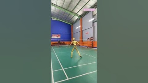 AI robot play badminton with human #AI robot #AI #shortsvideo #youtubeshorts #aadiyogi