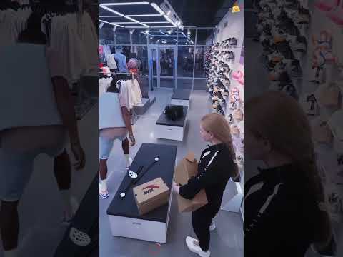 Trying On Shoes And Running At Mad Kick Sneakerhead Foryou Fyp Usa Sneakeraddict