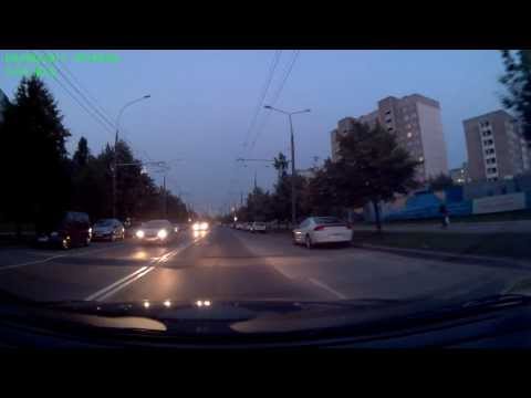 Видеорегистратор SeeMax DVR RG500 съемка в сумерках