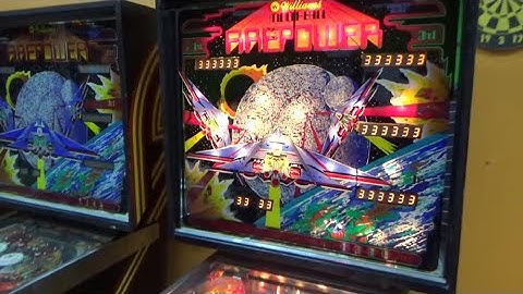 Repairing a 1980 Williams FIREPOWER Pinball Machine - PCB