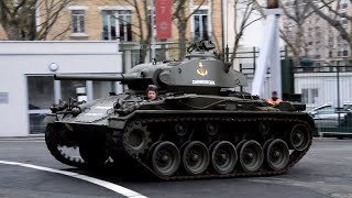 M24 Chaffee revving and driving - Rétromobile 2016