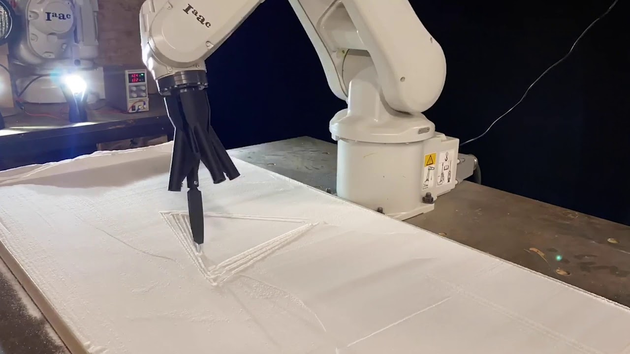 Tangible Robot - Phsyical Robotic Arm Interface - YouTube