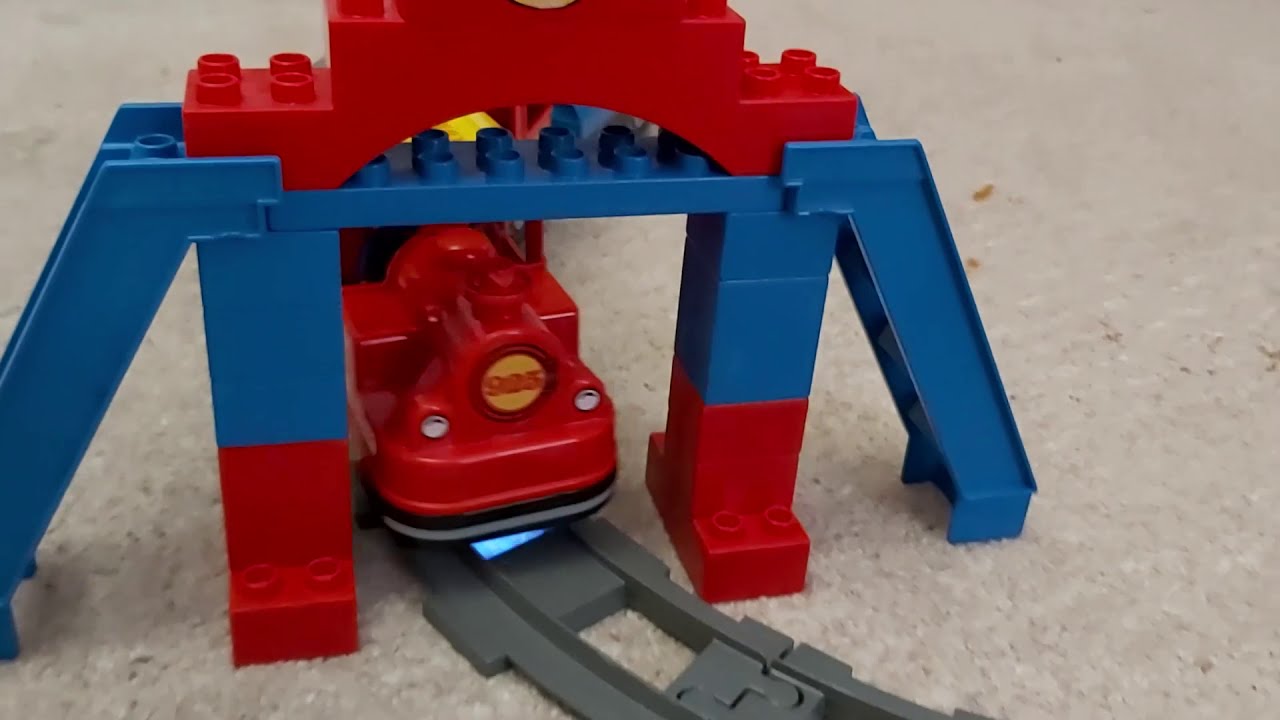 Lego Red Train/Красный паровозик