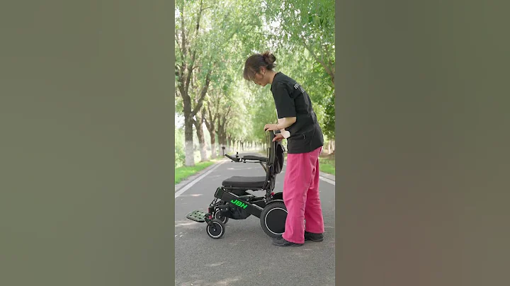 So cool an electric wheelchair , and it’s max loading capacity can up to 200kg #electricwheelchair - DayDayNews