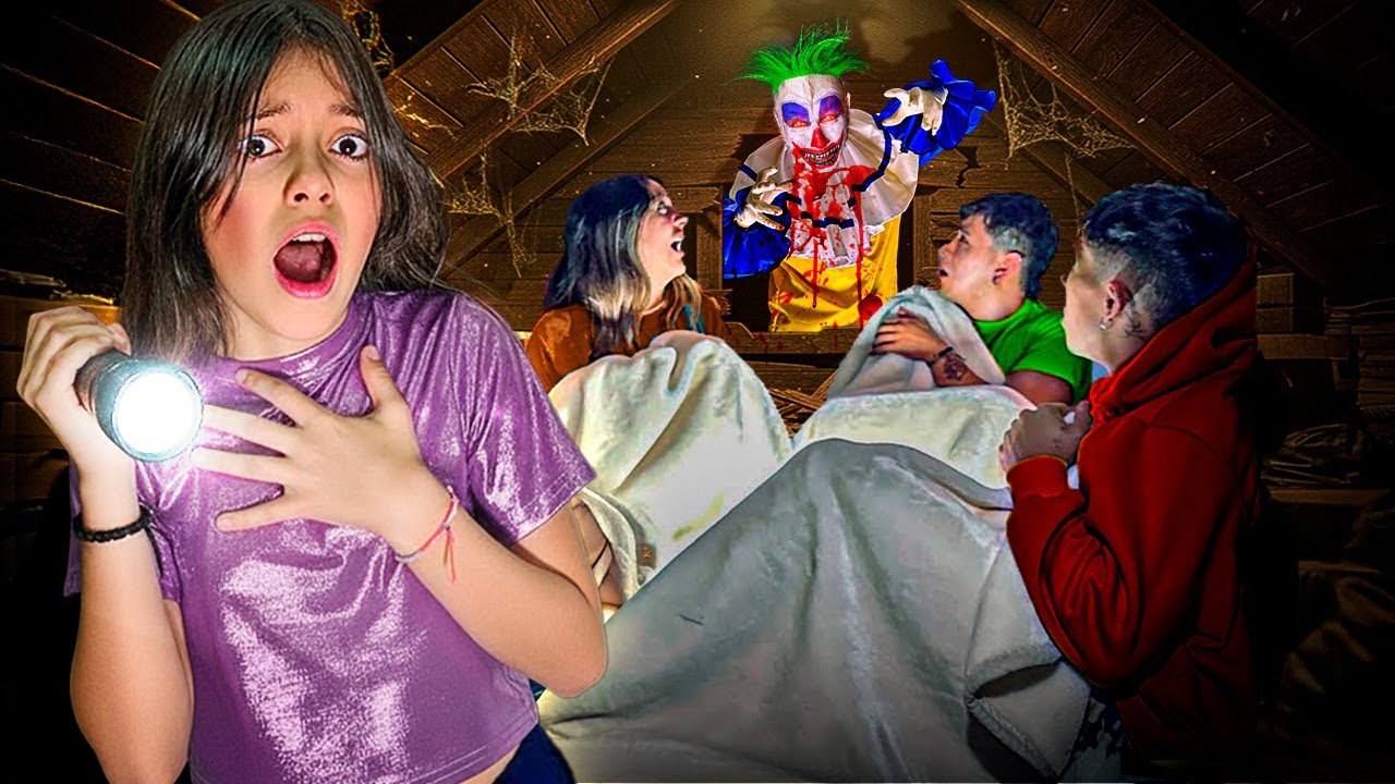 ¡PASAMOS la NOCHE en EL ÁTICO DEL PAYASO ASESINO! 🤡 **GRAN ERROR**