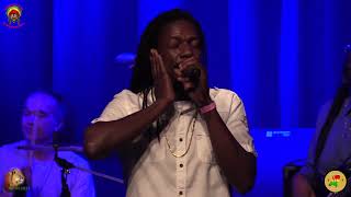 Culture ft Kenyatta Hill - Jah Pretty Face Live @ REGGAE CENTRAL DORDRECHT