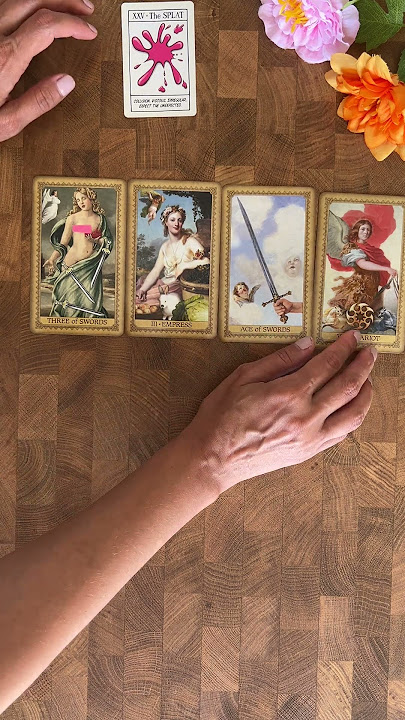 Major changes in your love life! 🥹 🥰 #shorts #tarot #tarotreading
