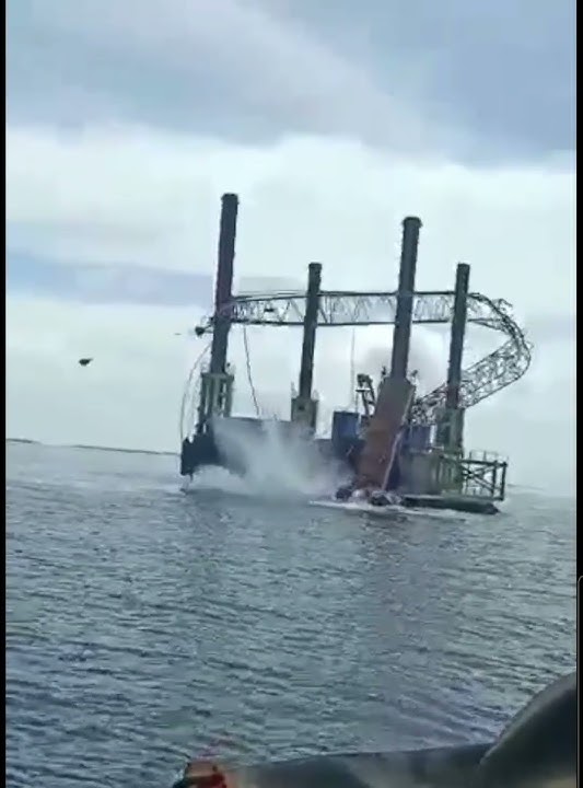 offshore crane fail
