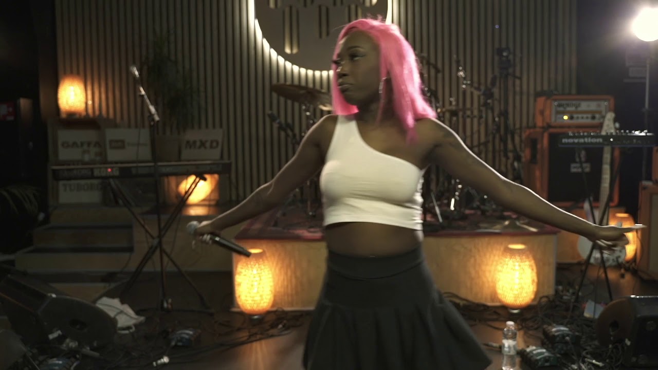 SPOT Nights - The Christmas Calendar - Goldie 6is