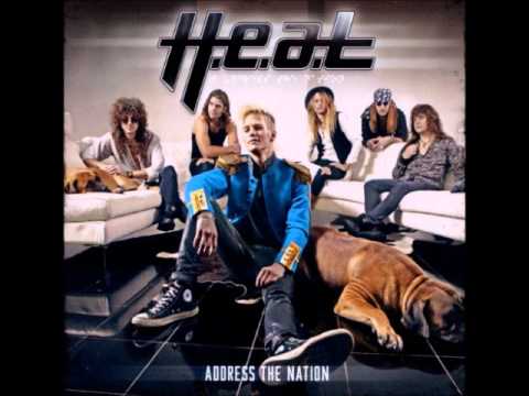 Bonnie Tyler - Total Eclipse of the Heart (Turn Around) (Official Video)
