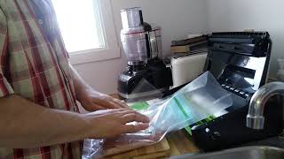 easy seal ziplock bag with foodsaver, no straw, no cutting