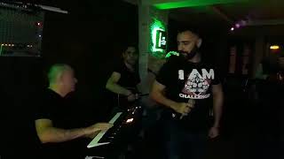 Uğur Ünal - Anlatamam Görmen Lazım