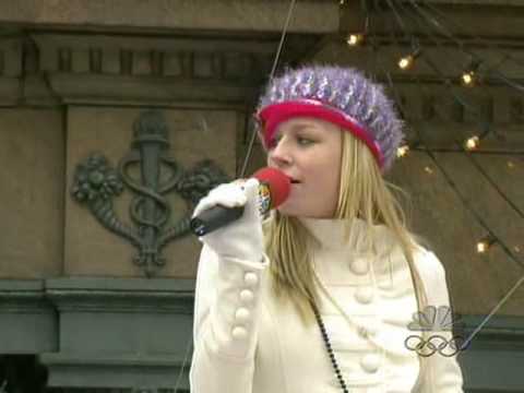 Brie Larson Hope Has Wings (Macy*s Parade) YouTube