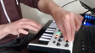 modulating synth sound with a midi controller Akai MPK mini screenshot 1