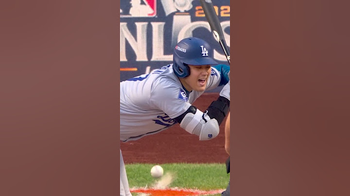 Shohei Ohtani almost got hit! 🚨 #mlb #baseball #Dodgers