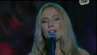 Video thumbnail of "Dianna Corcoran - Mocking Bird Yodel @ CMAA Awards 2004"