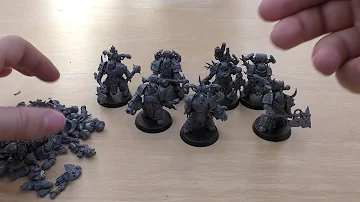Do all Plague Marines have plague knives?